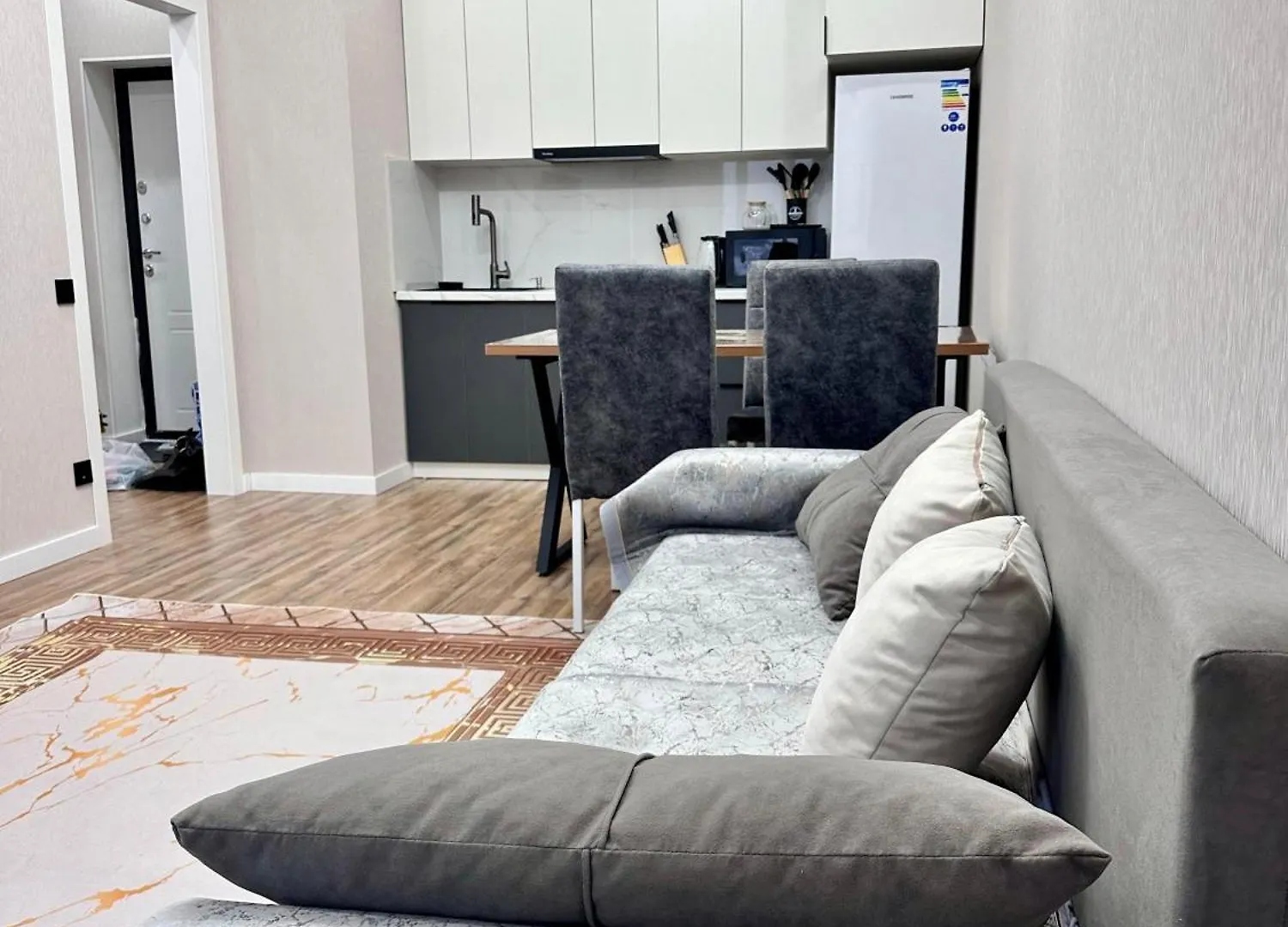 Gul Dala Apartments Уютная 2Х Комнатная Квартира 알마티