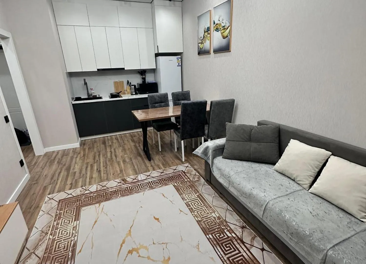 Gul Dala Apartments Уютная 2Х Комнатная Квартира 알마티 카자흐스탄